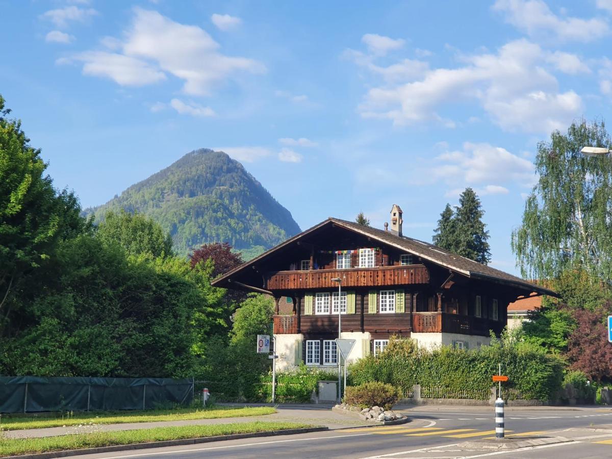 Zentral Gelegene Wohnung Mit Grossem Garten Entrelagos Habitación foto