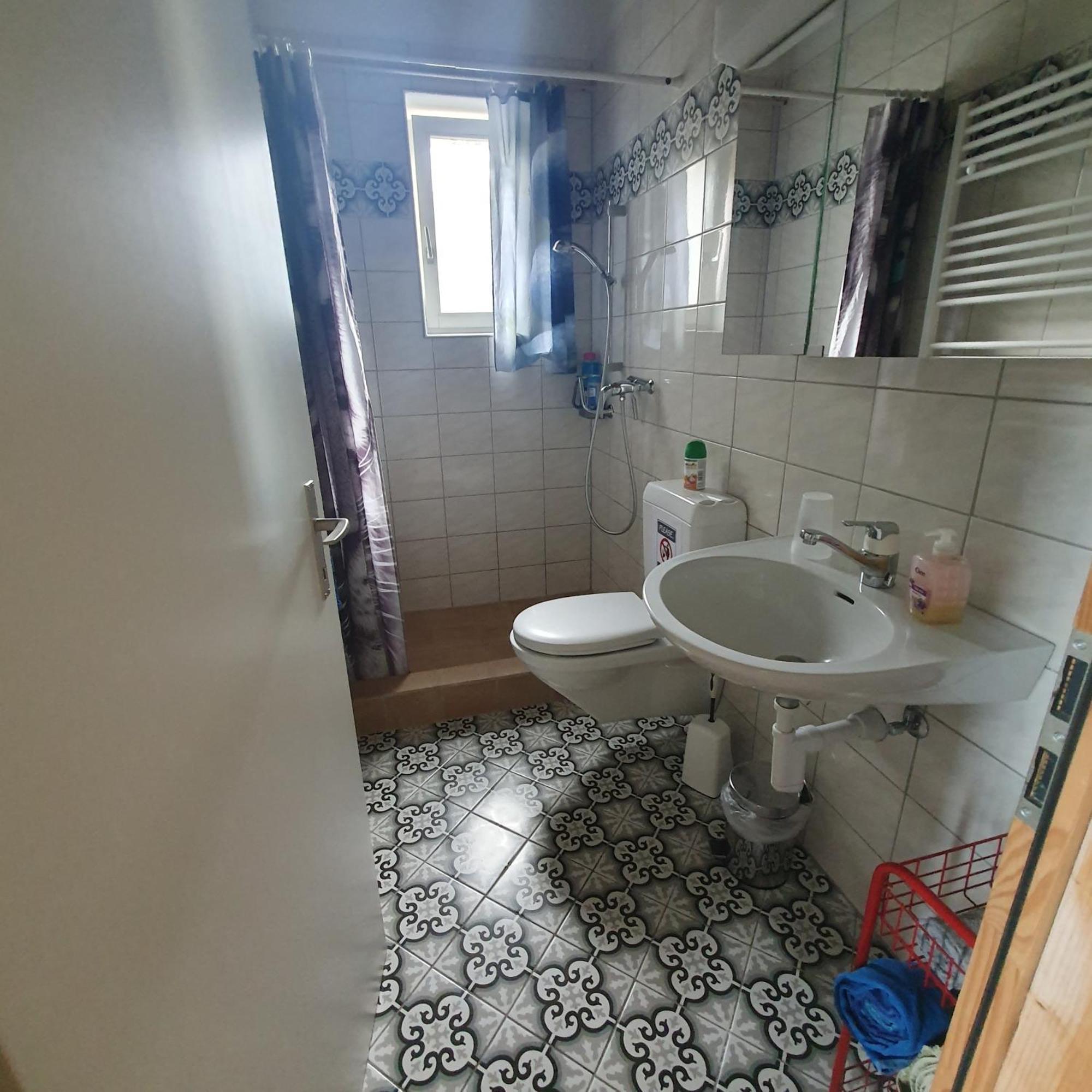 Zentral Gelegene Wohnung Mit Grossem Garten Entrelagos Exterior foto
